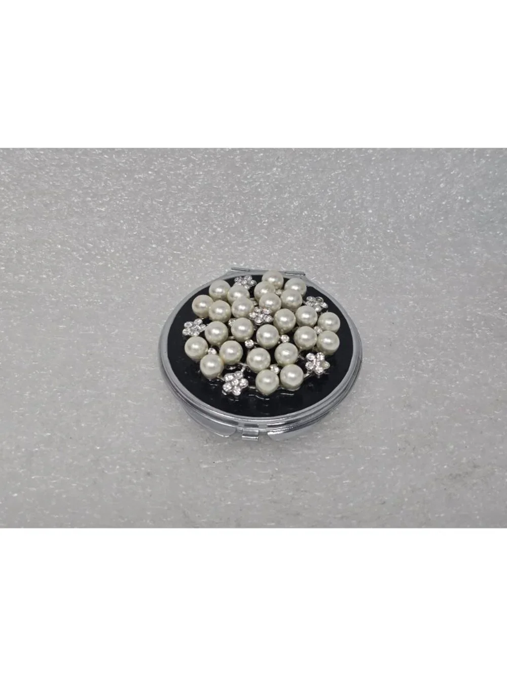Elegant Faux Pearl & Rhinestone Compact Makeup Mirror Double Sided Vintage Style